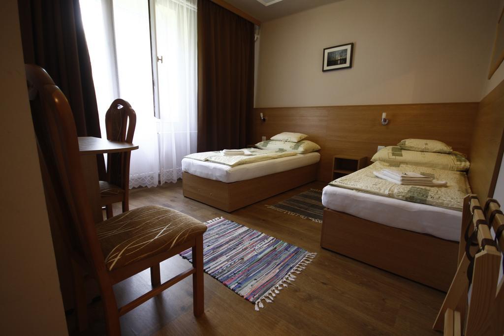 Parti Panzio Hotel Tata Exterior photo